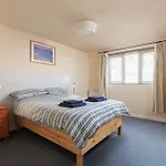 Newton House - Free Parking Apartman