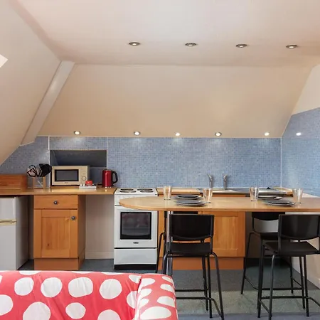 Newton House - Free Parking Apartament Whitby